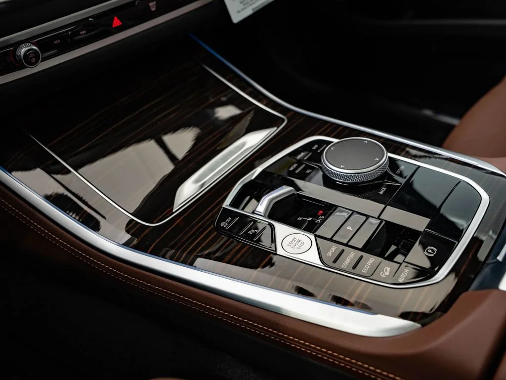 New 2026 Carbon Black Metallic BMW xDrive40i image 39
