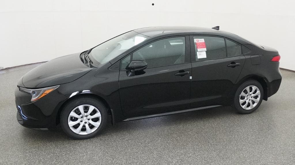 New 2026 Midnight Black Metallic Toyota LE image 19