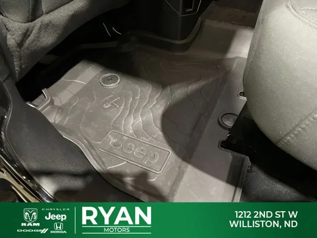 Used 2023 Black Jeep Sport image 16