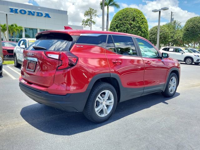 Used 2022 Red GMC SLE image 6