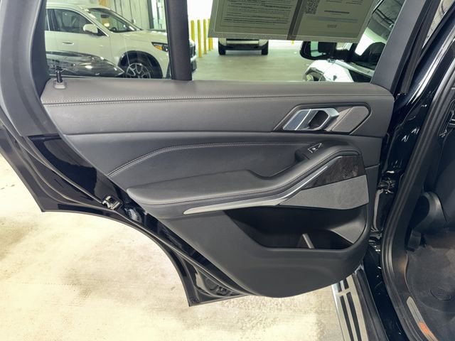 Used 2025 Black Sapphire Metallic BMW sDrive40i image 16