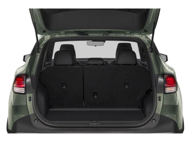 Used 2023 Jungle Green Kia X-Line image 6