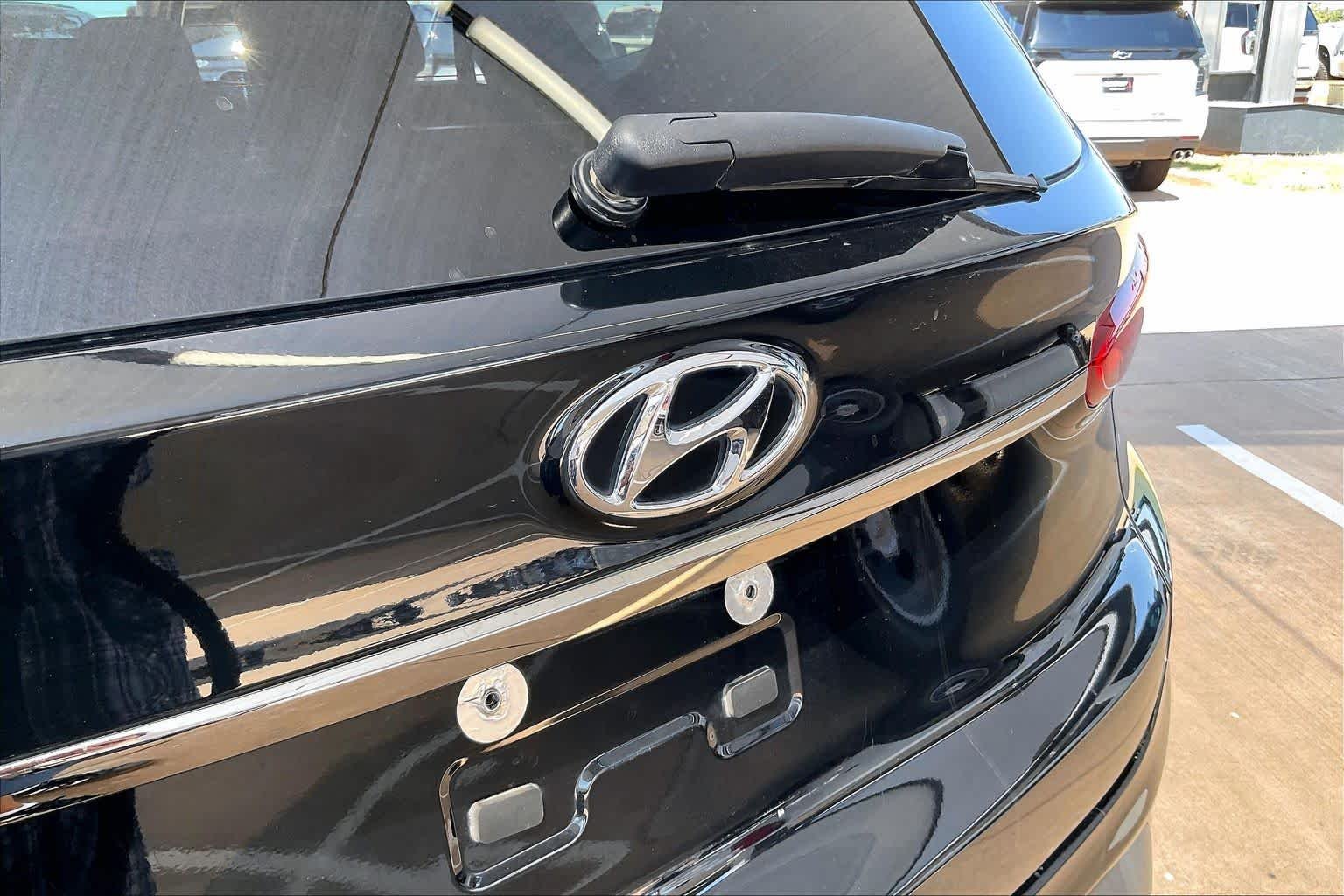 Used 2019 Twilight Black Hyundai SEL image 27