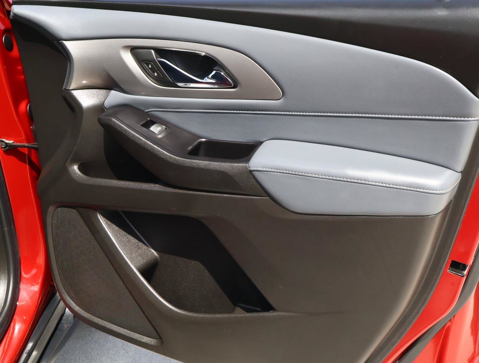 Used 2018 Cajun Red Tintcoat Chevrolet LT image 15