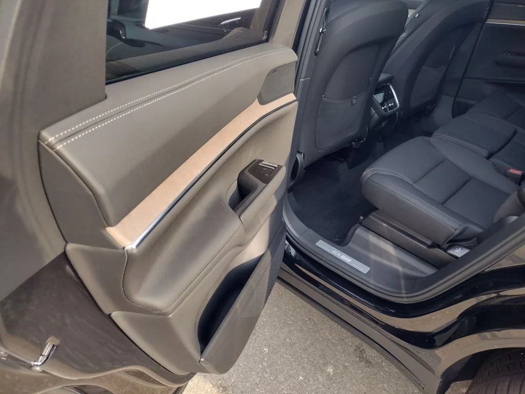 2025 Volvo EX90 Plus - Photo 19