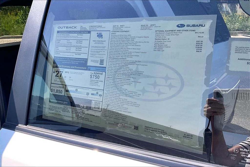 New 2026 CRYSTAL WHITE PEARL Subaru Limited image 14
