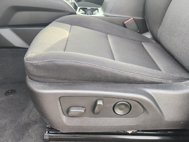 2025 Chevrolet Colorado Work Truck - Photo 23