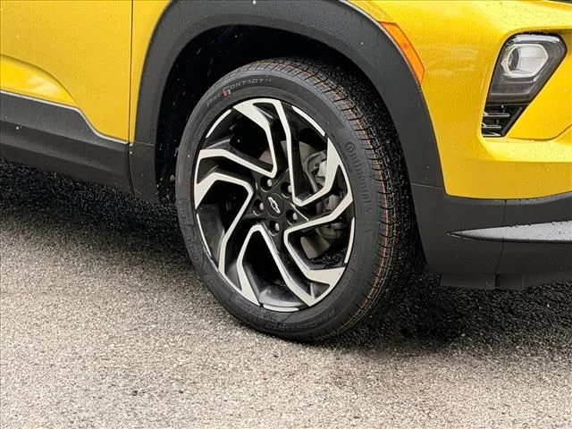 Used 2024 Yellow Chevrolet RS image 28
