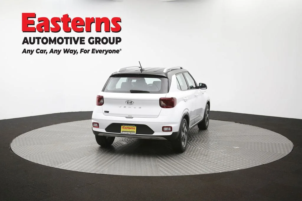 Used 2025 White Hyundai Limited image 38