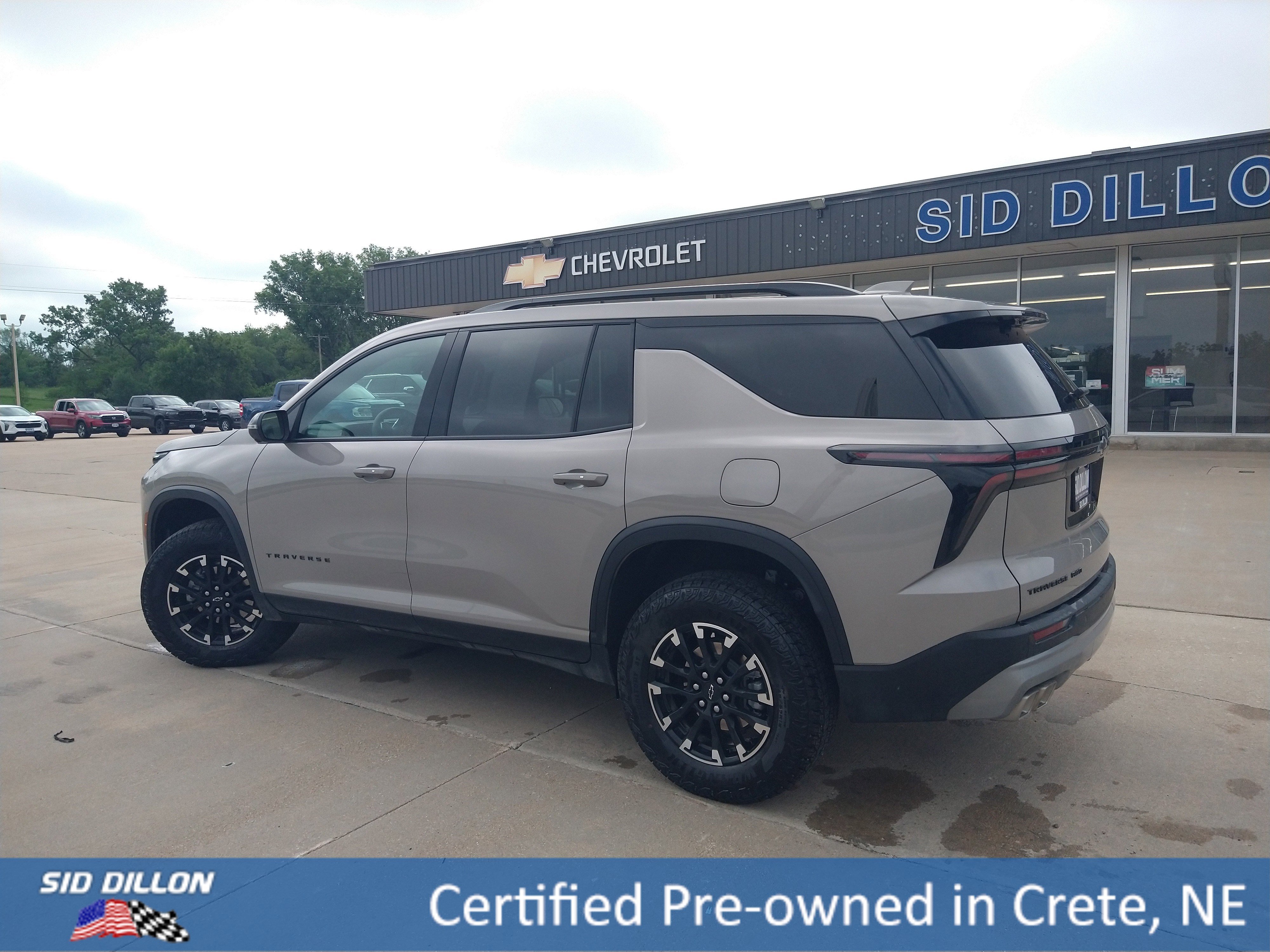 Used 2026 Sandstone Gray Chevrolet AWD Z71 image 18