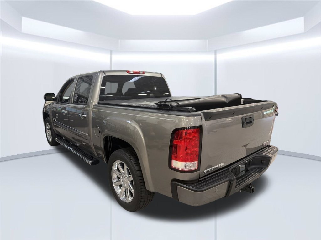 Used 2012 Gray GMC Denali image 2