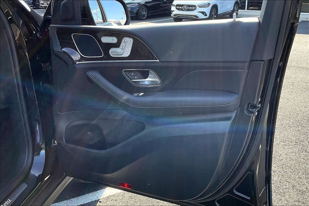 2025 Mercedes-Benz GLE GLE450E - Photo 16
