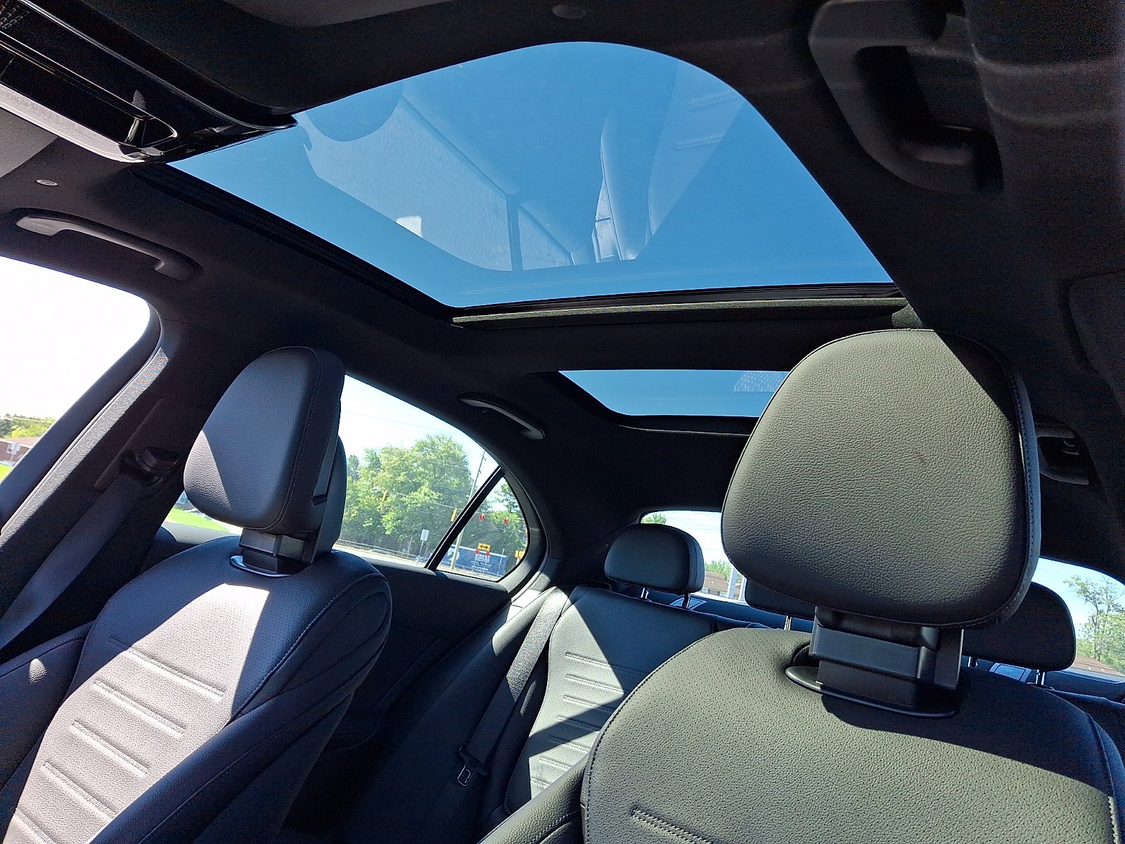 New 2026 Graphite Grey Metallic Mercedes-Benz C 300 image 12
