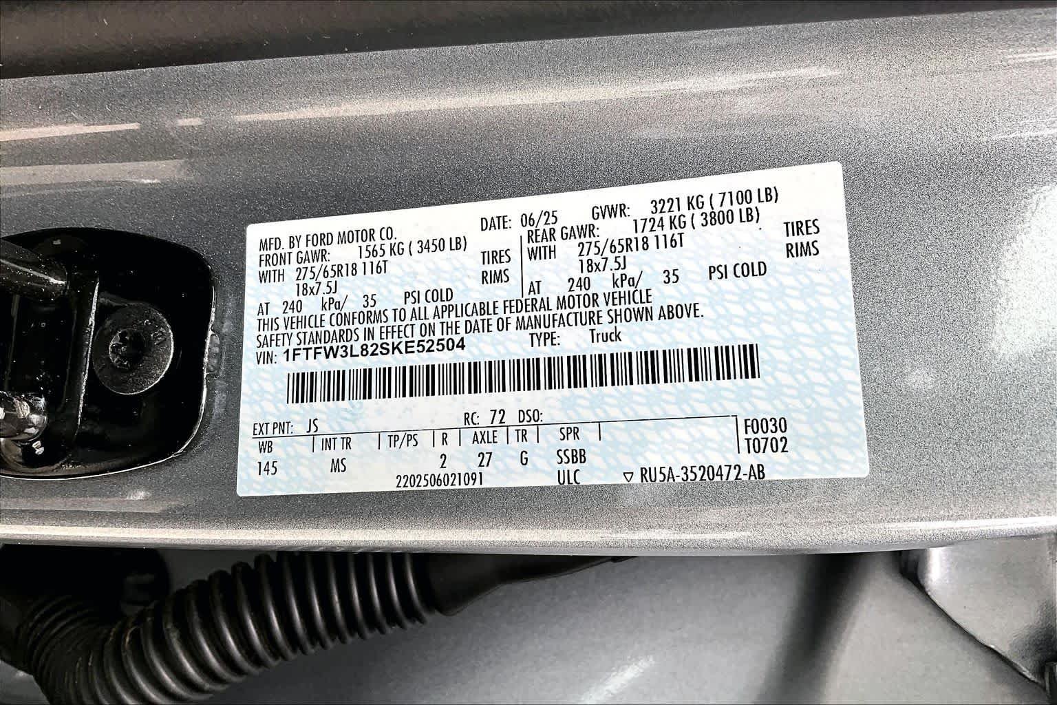 Certified Used 2025 Iconic Silver Metallic Ford XLT image 34