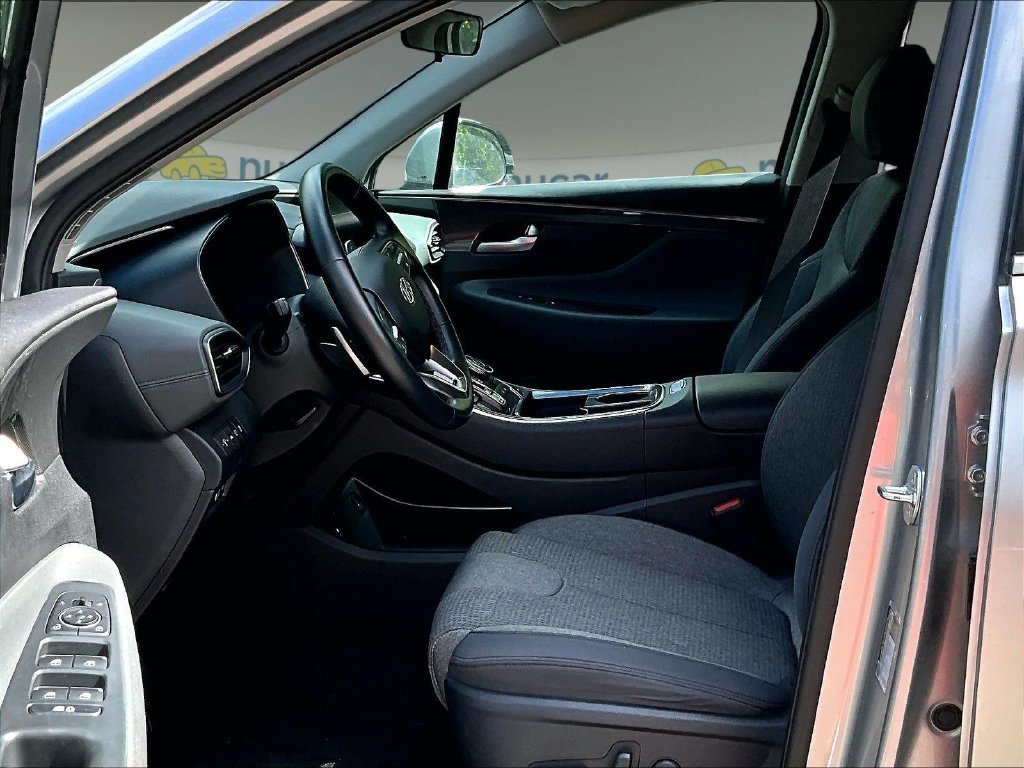 Used 2023 Silver Hyundai SEL image 11