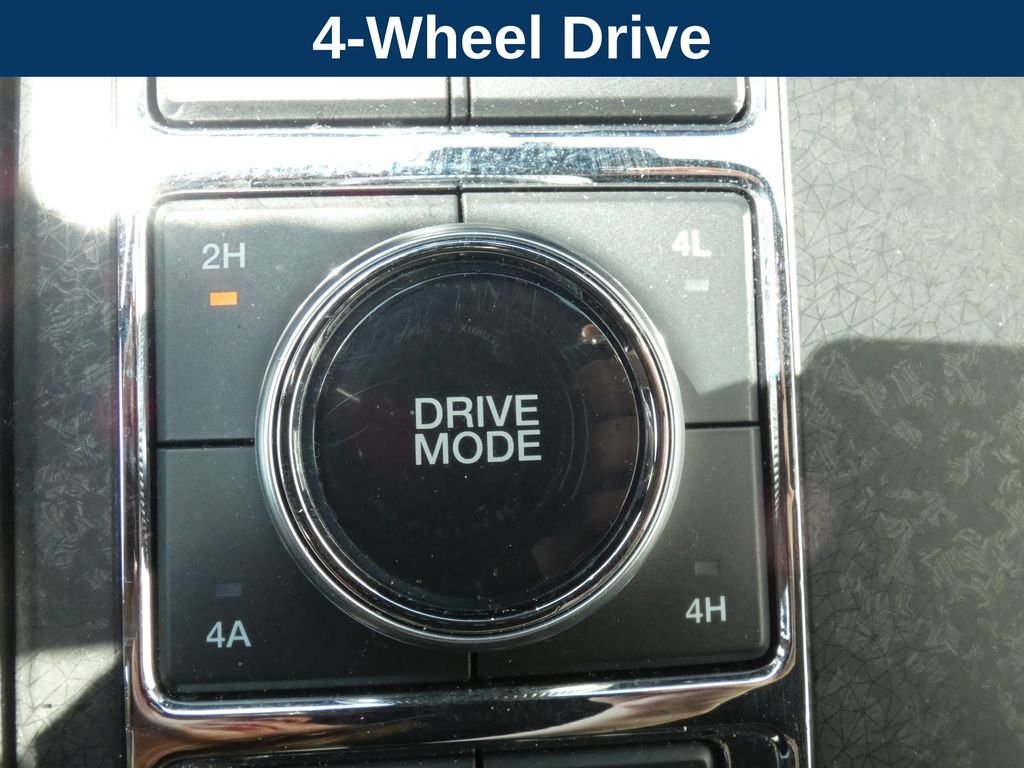 Used 2023 White Ford Limited image 24