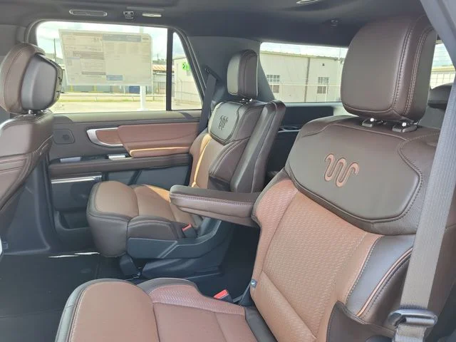 New 2027 Star White Metallic Tri-Coat Ford King Ranch® image 12