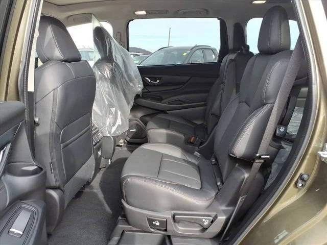 2026 Subaru Ascent Limited Bronze Edition - Photo 18