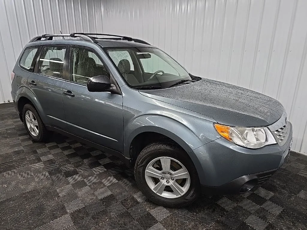 Used 2011 Sage Green Metallic Subaru 2.5X image 7