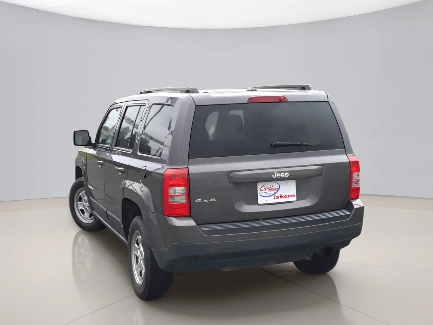 Used 2016 Pewter Jeep SPORT 4WD image 9