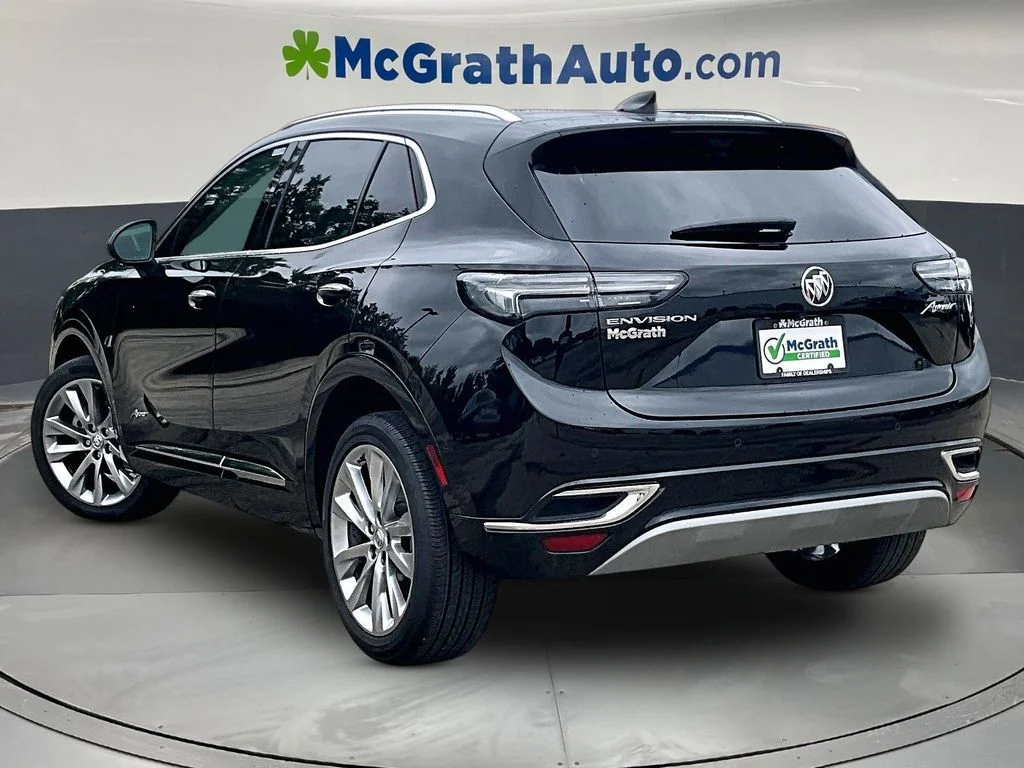 Used 2023 Black Buick Avenir image 5