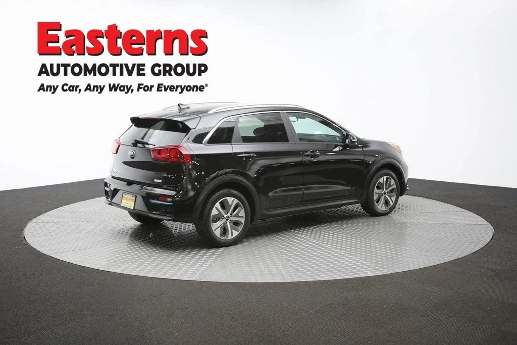 Used 2021 Black Kia EX image 39