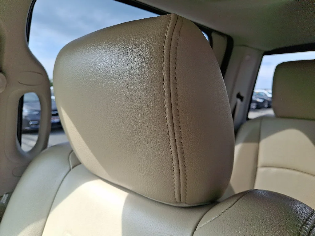 Used 2017 Pearl White Ram Laramie image 18
