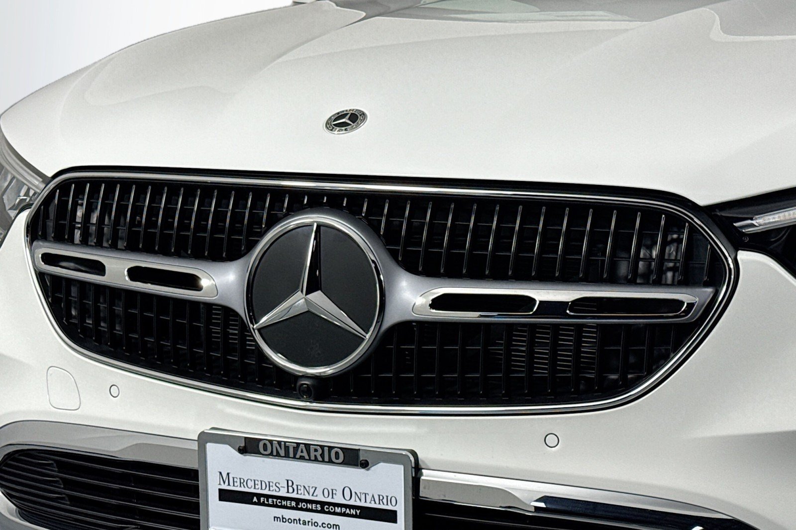 New 2026 Polar White Mercedes-Benz GLC 300 SUV image 8