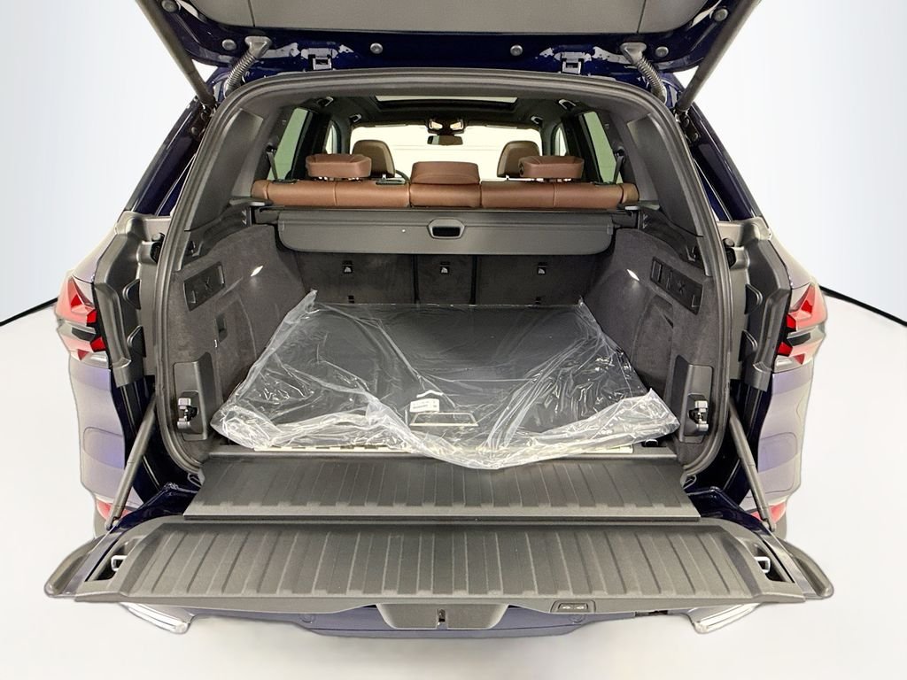 New 2026 Blue BMW xDrive50e image 27