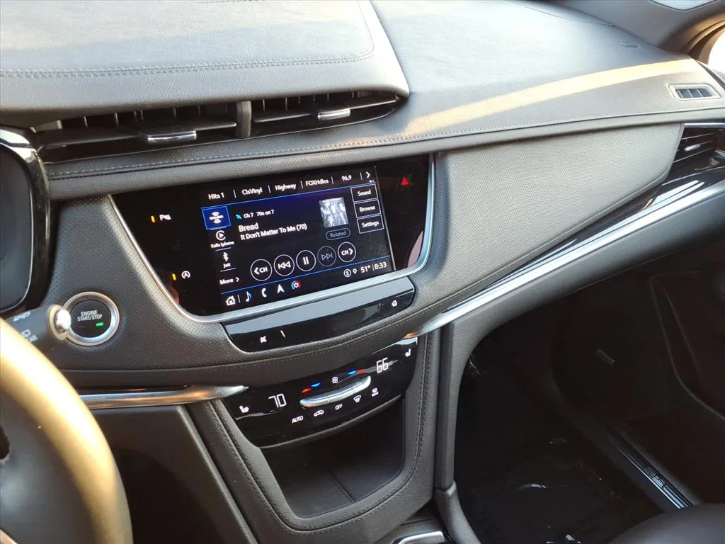 Used 2025 Silver Cadillac Premium Luxury image 9