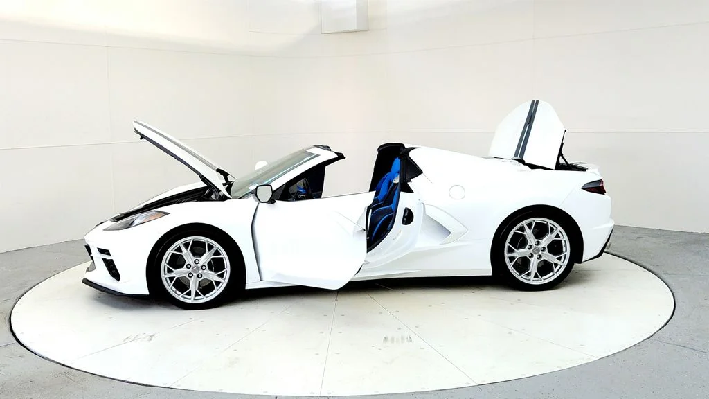 2023 Chevrolet Corvette 3LT - Photo 10
