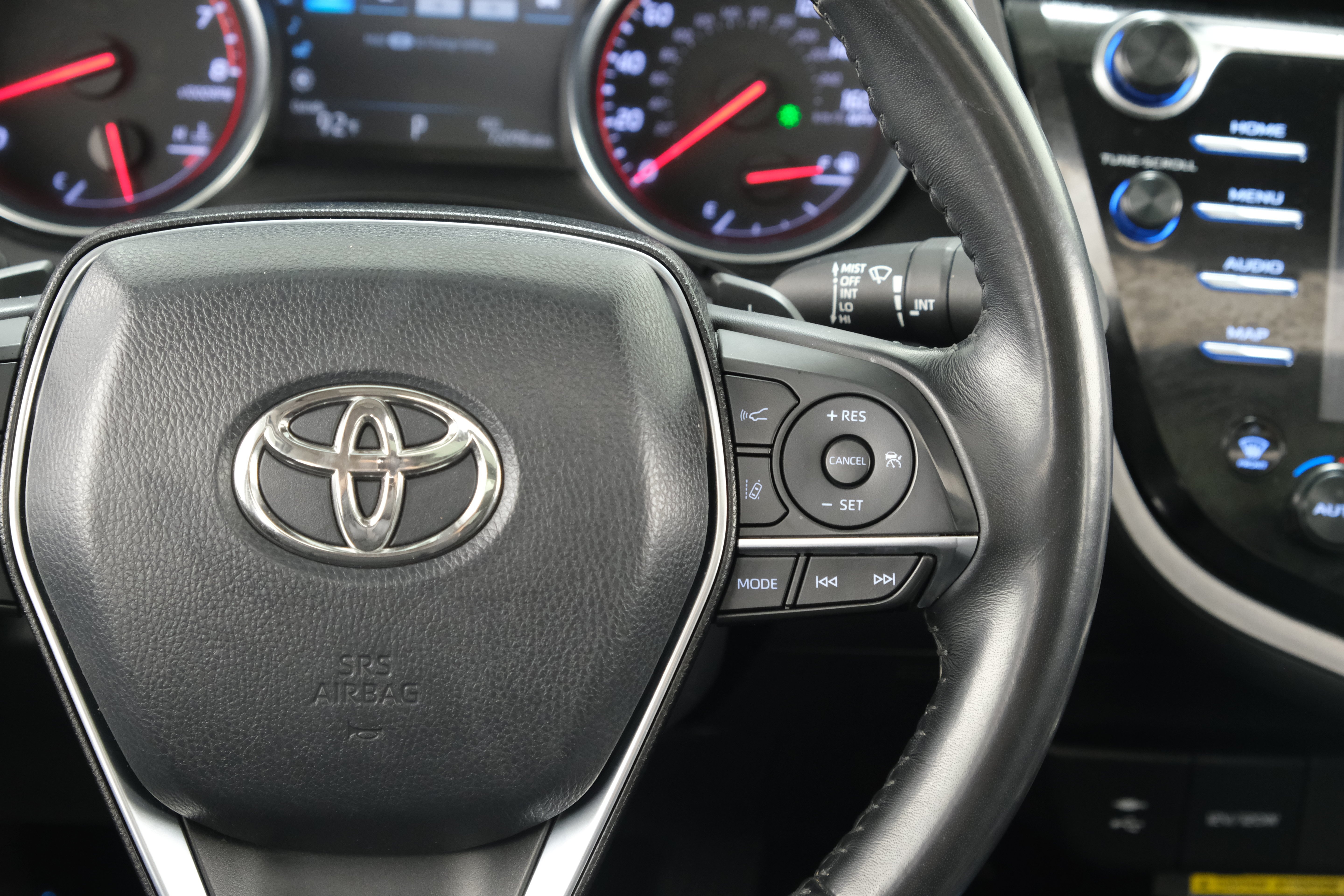 Certified Used 2019 Wind Chill Pearl Toyota XSE image 14