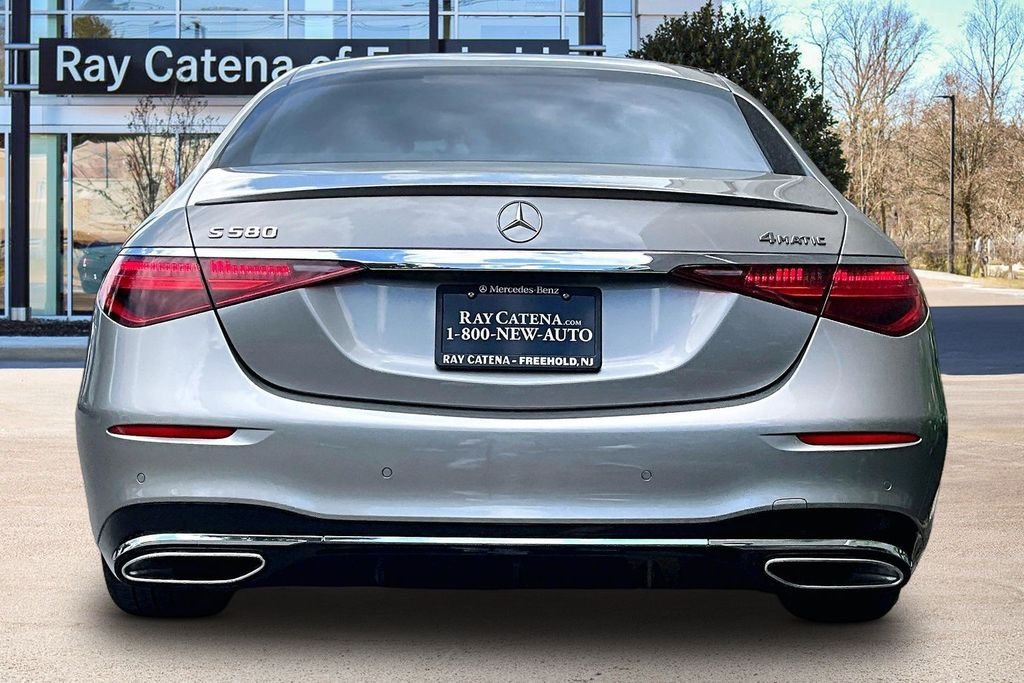 Certified Used 2022 Silver Mercedes-Benz S 580 image 4