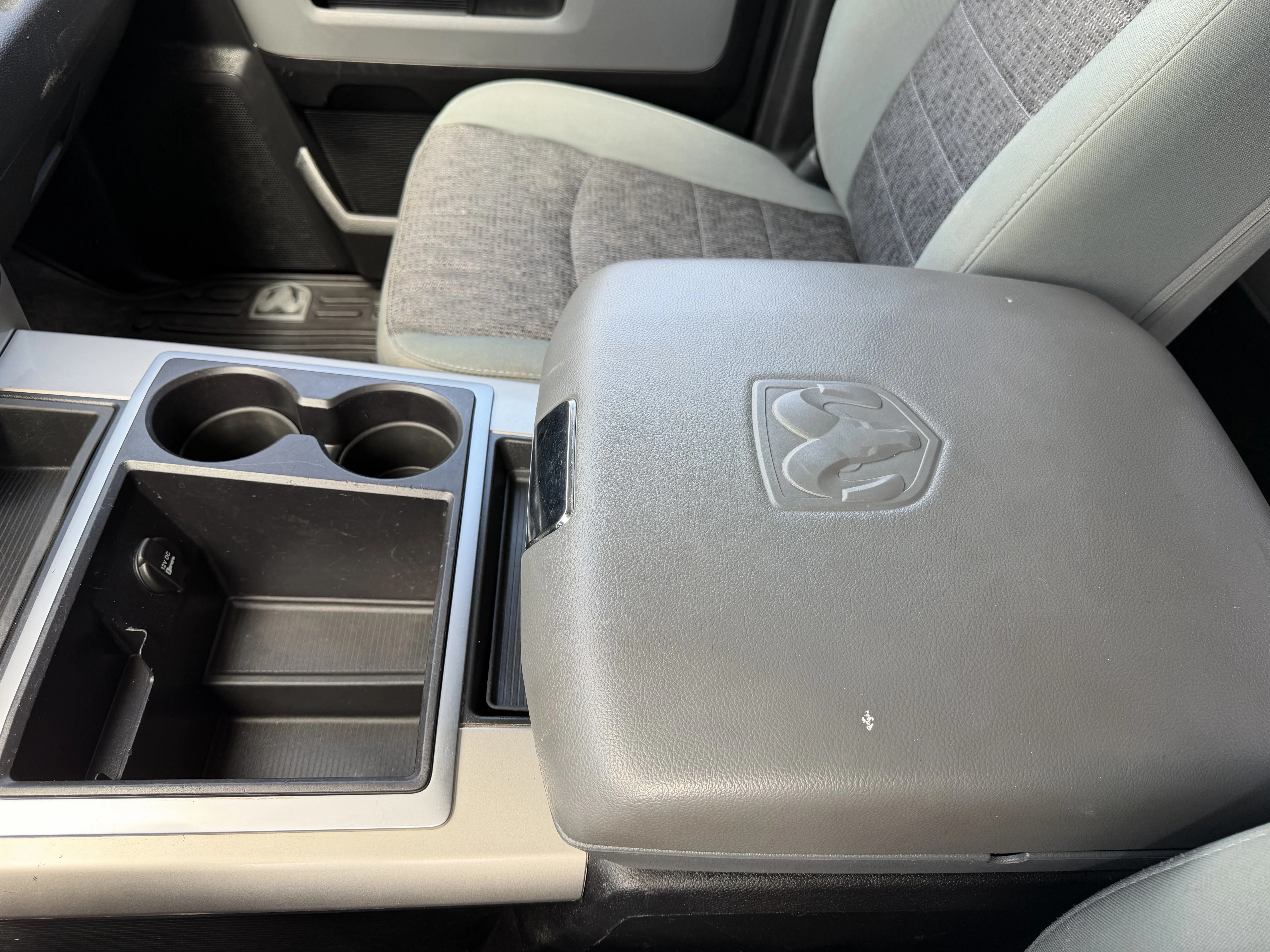 Used 2015 Maximum Steel Metallic Clearcoat Ram Outdoorsman image 19