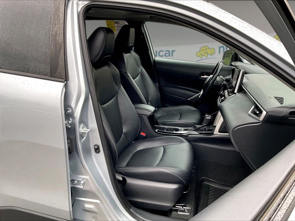 Used 2023 Silver Toyota XLE image 11