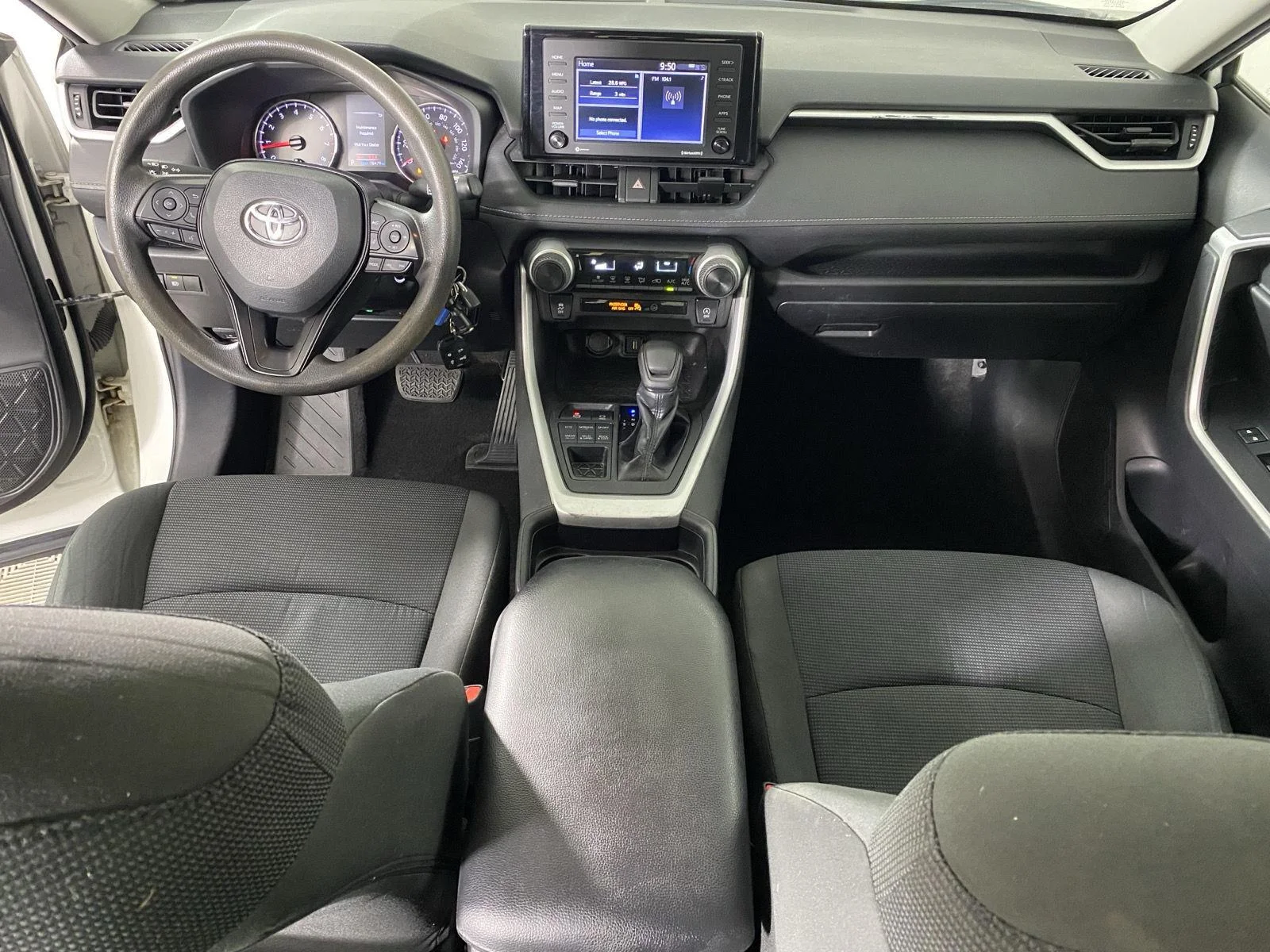 Used 2021 Super White Toyota LE image 22