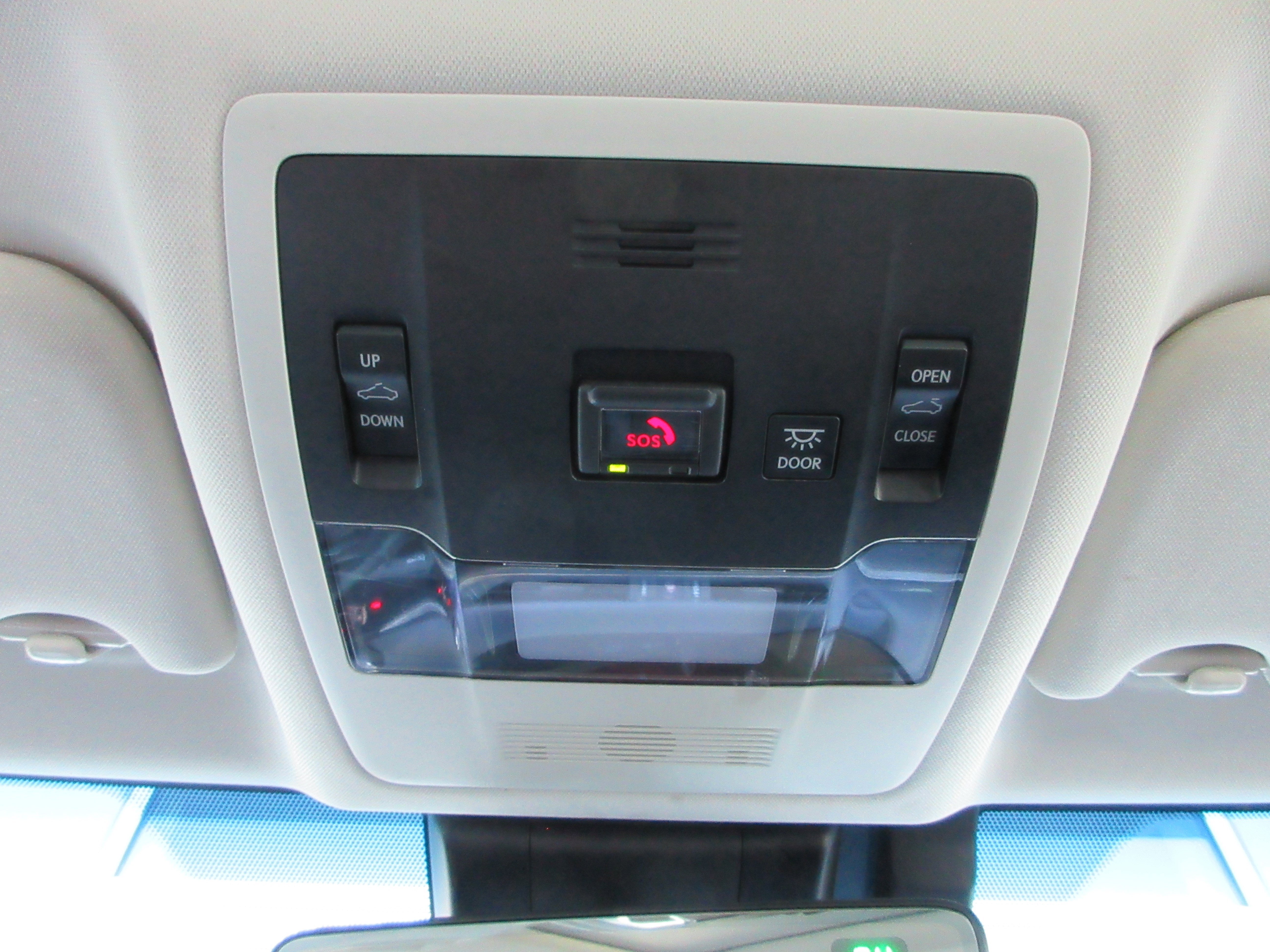 Used 2021 White Lexus 250 image 18