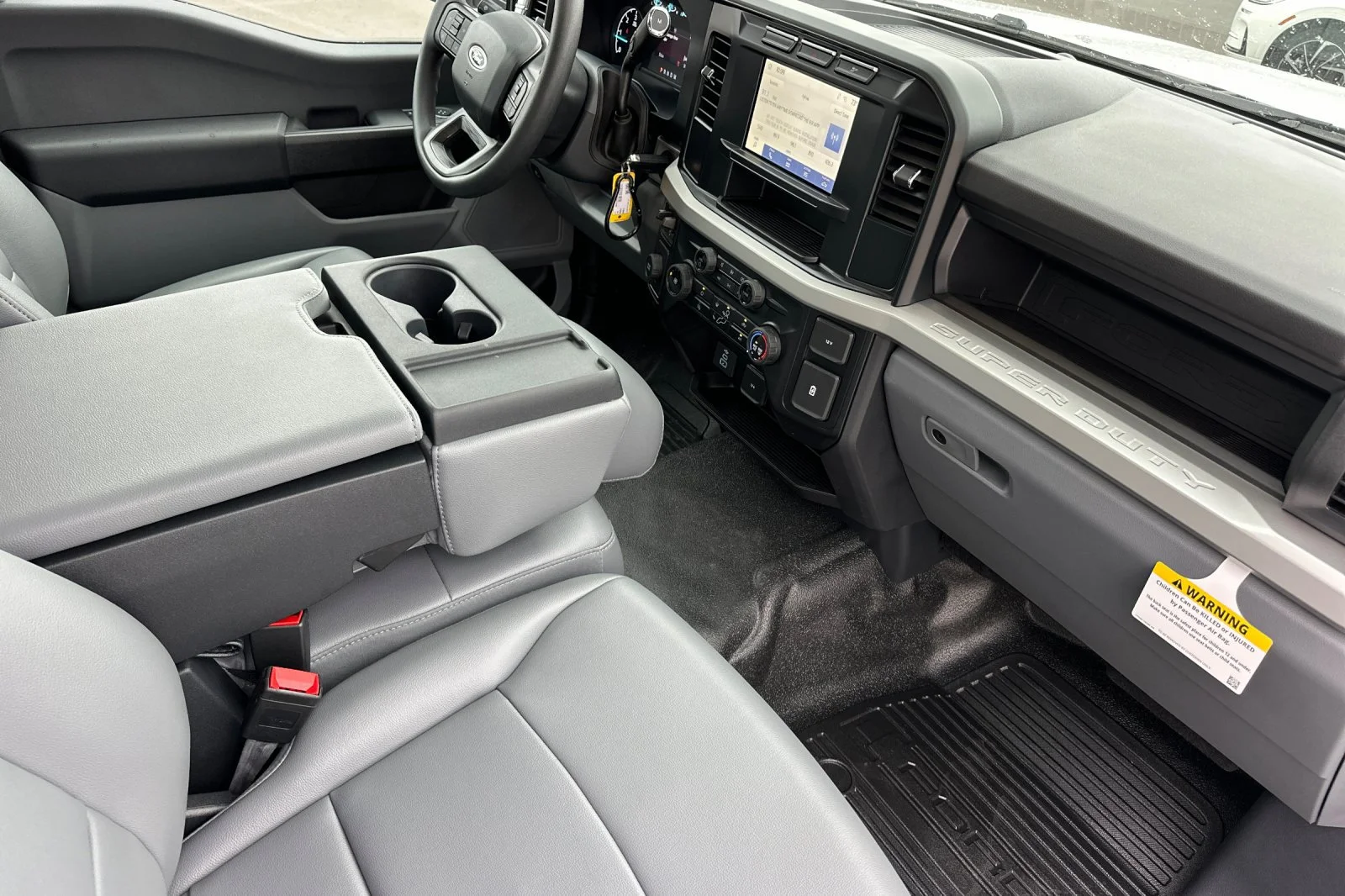 2024 Ford F-450 Super Duty Chassis Cab XL - Photo 13