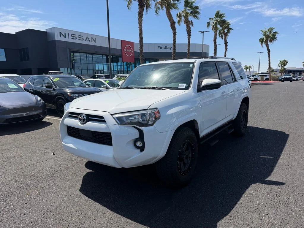 2022 Toyota 4Runner SR5 4WD V6's photo
