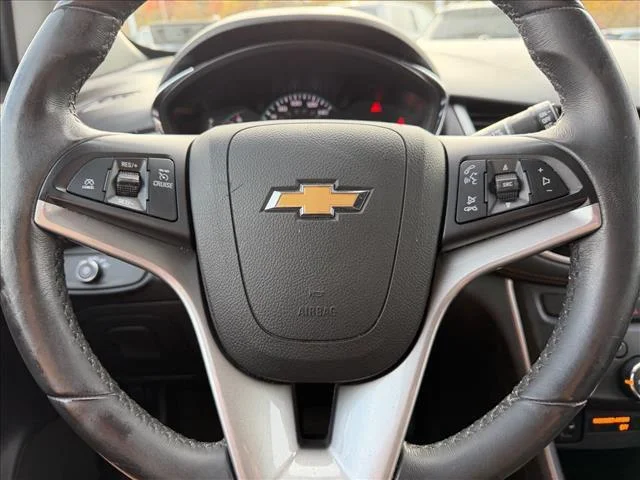 Used 2022  CHEVROLET 1LT image 13
