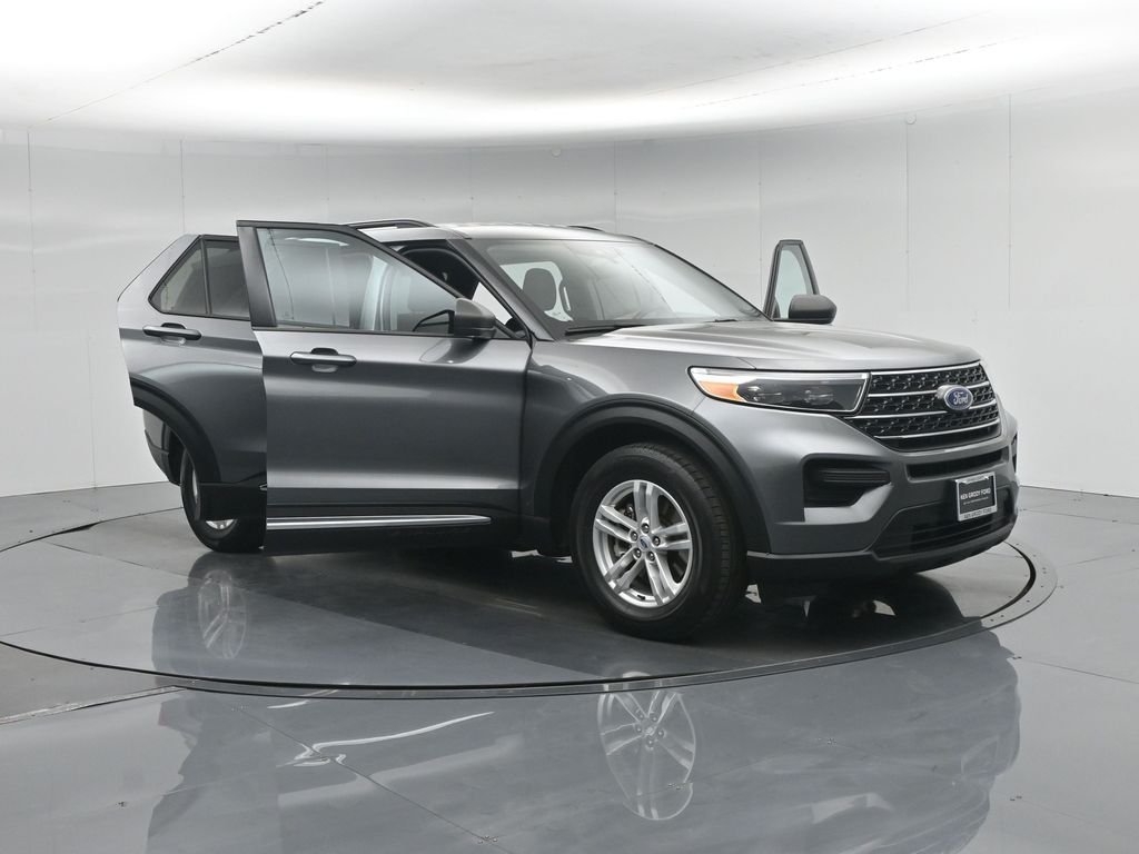 Certified Used 2023 Gray Ford XLT image 37