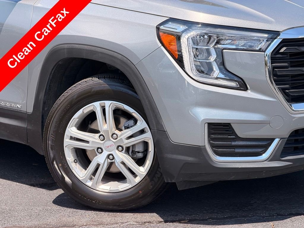 Used 2024 Silver GMC SLE image 5