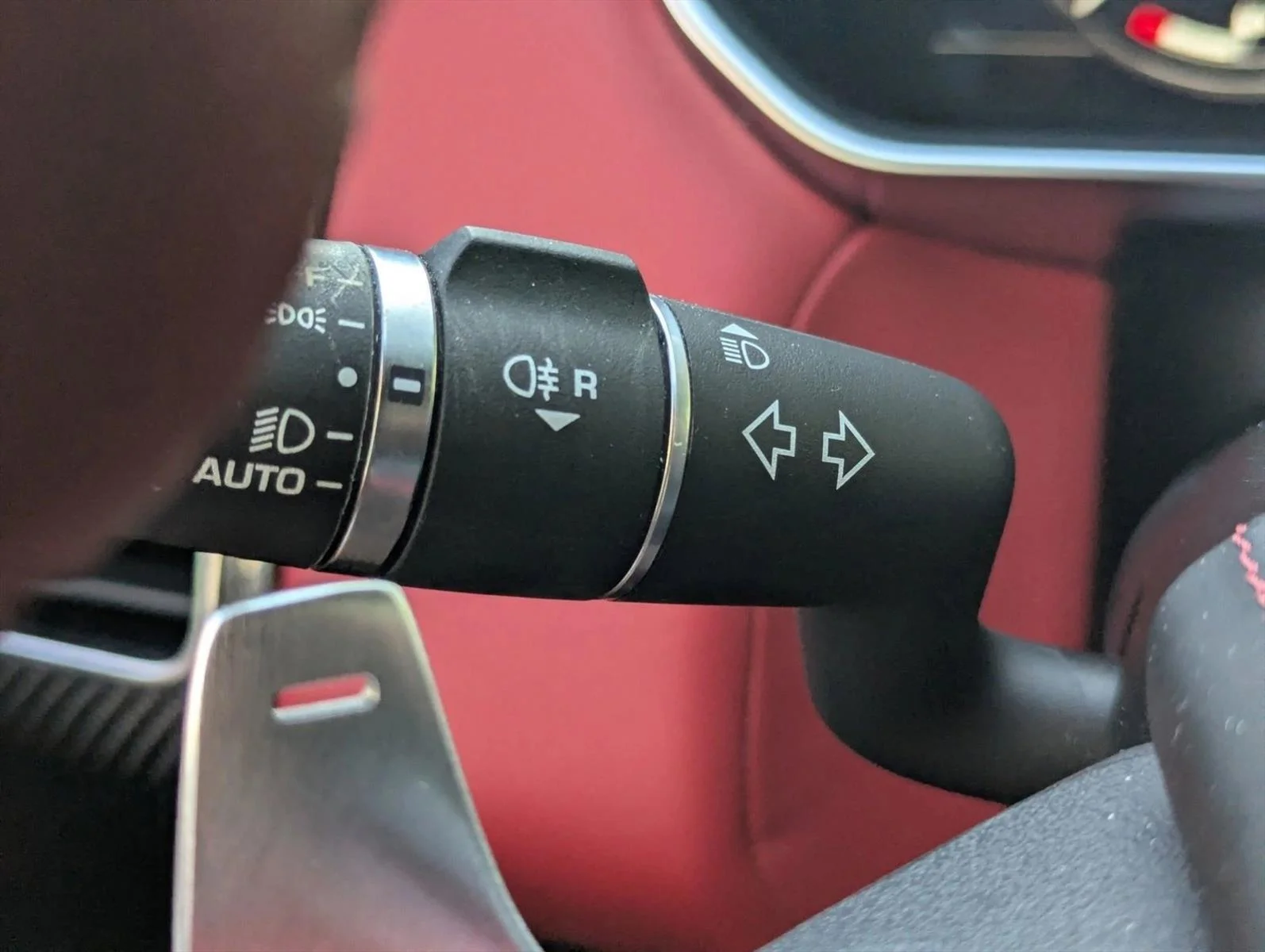 Used 2022 Silver/Gray Land Rover SVR image 14
