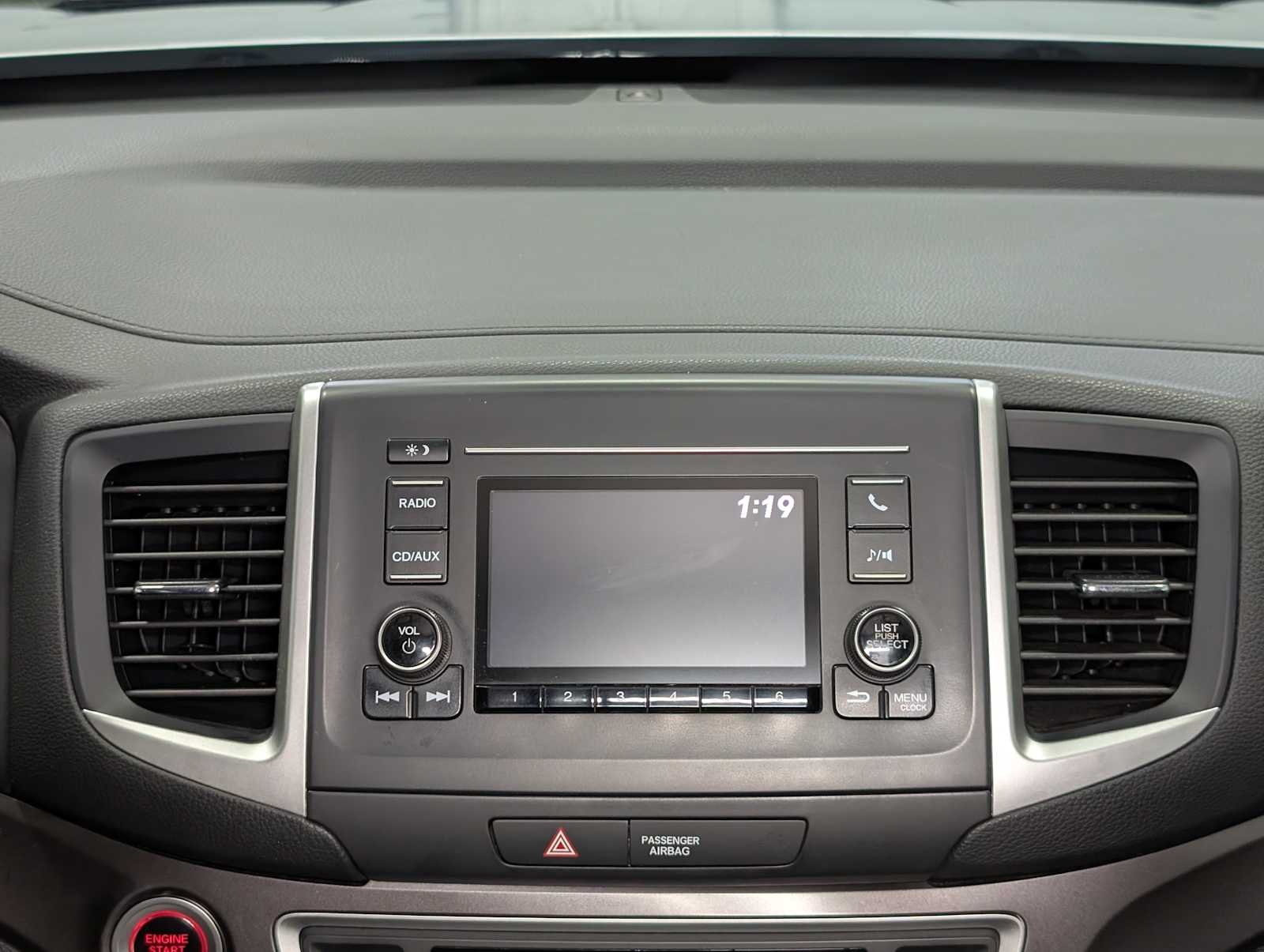 Used 2017 Lunar Silver Metallic Honda RT image 17
