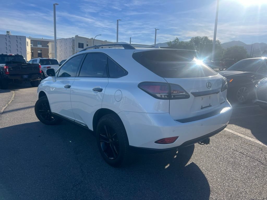 Used 2013 Starfire Pearl Lexus 450h image 11