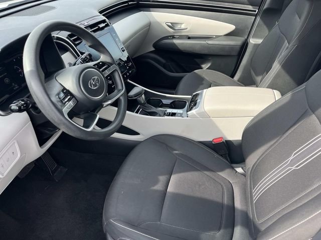 Used 2024 White Hyundai SEL image 25