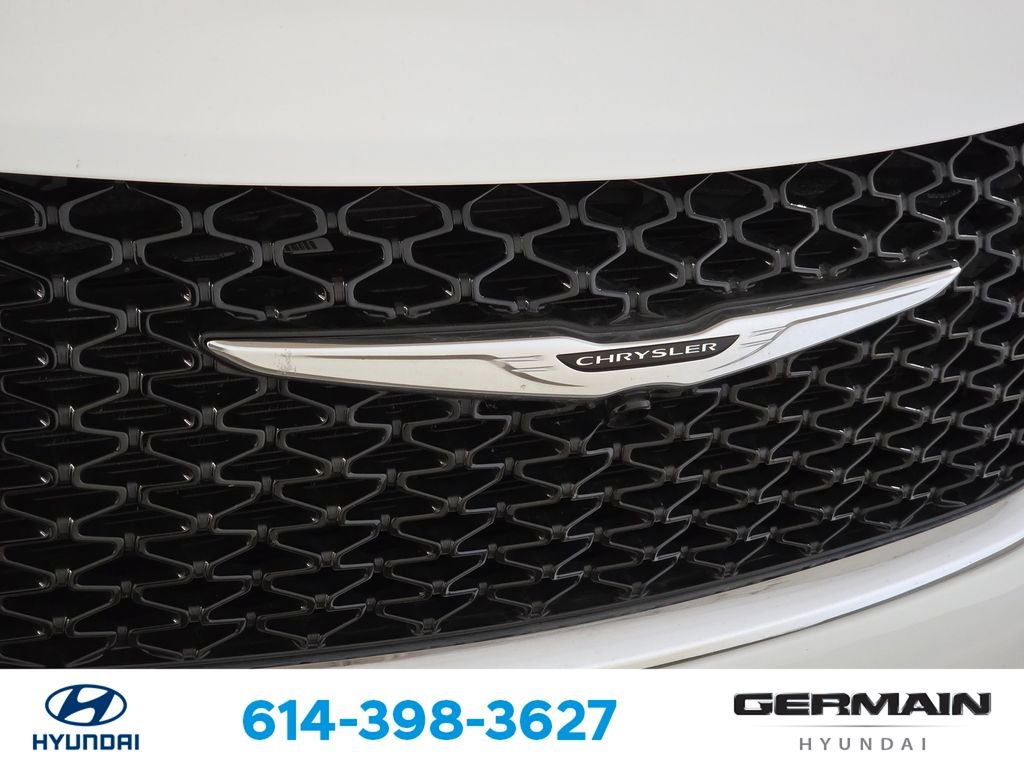 Used 2023 White Chrysler Touring L image 14