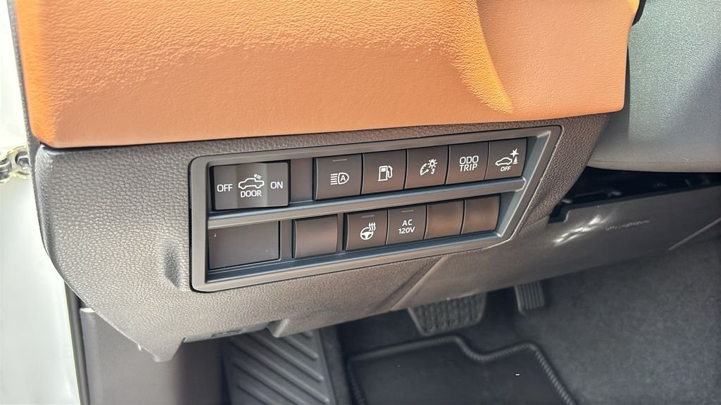 New 2026 Wind Chill Pearl <sup>1</sup> Toyota Tundra 1794 Edition image 14