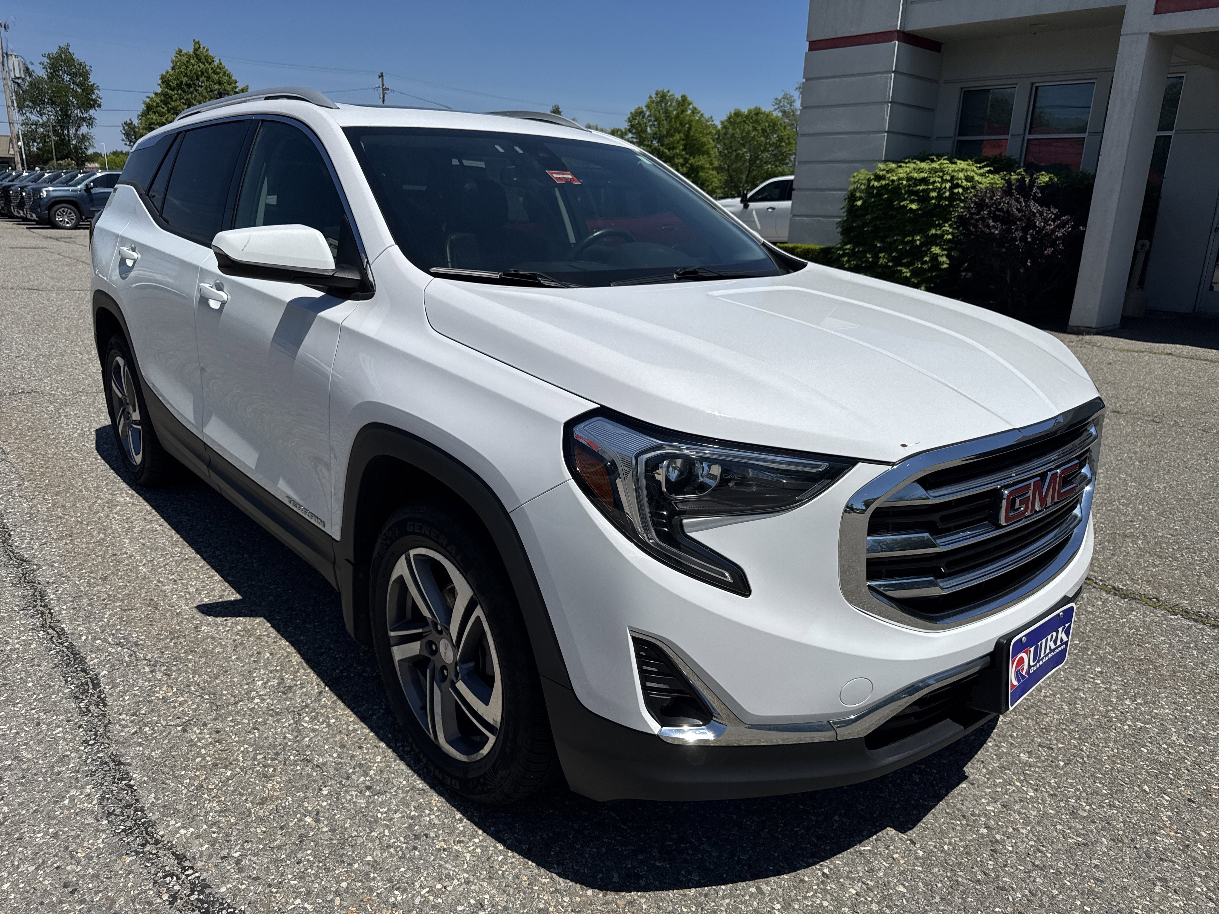 Used 2018 Summit White GMC SLT Diesel image 3
