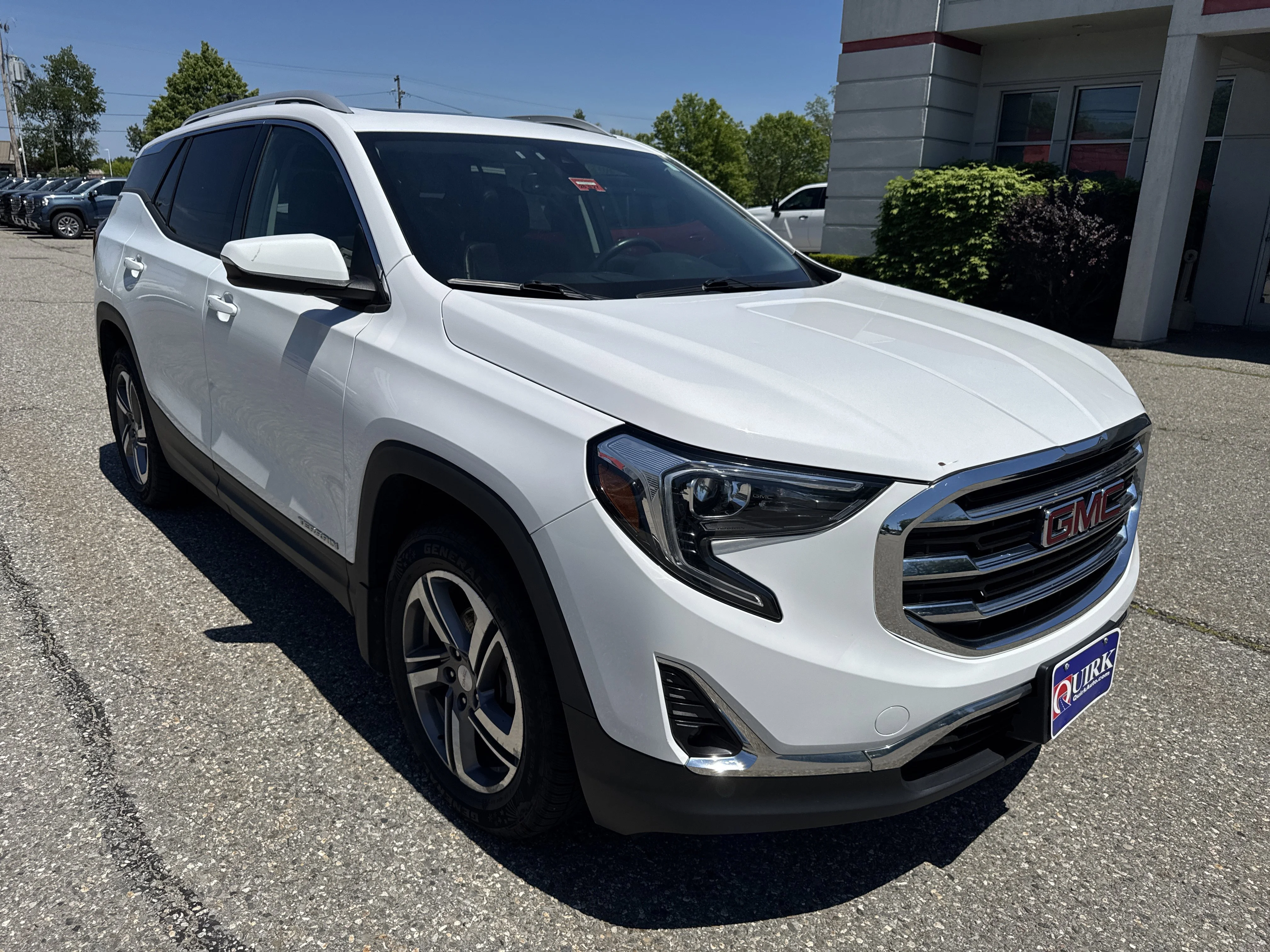 Used 2018 Summit White GMC SLT Diesel image 3